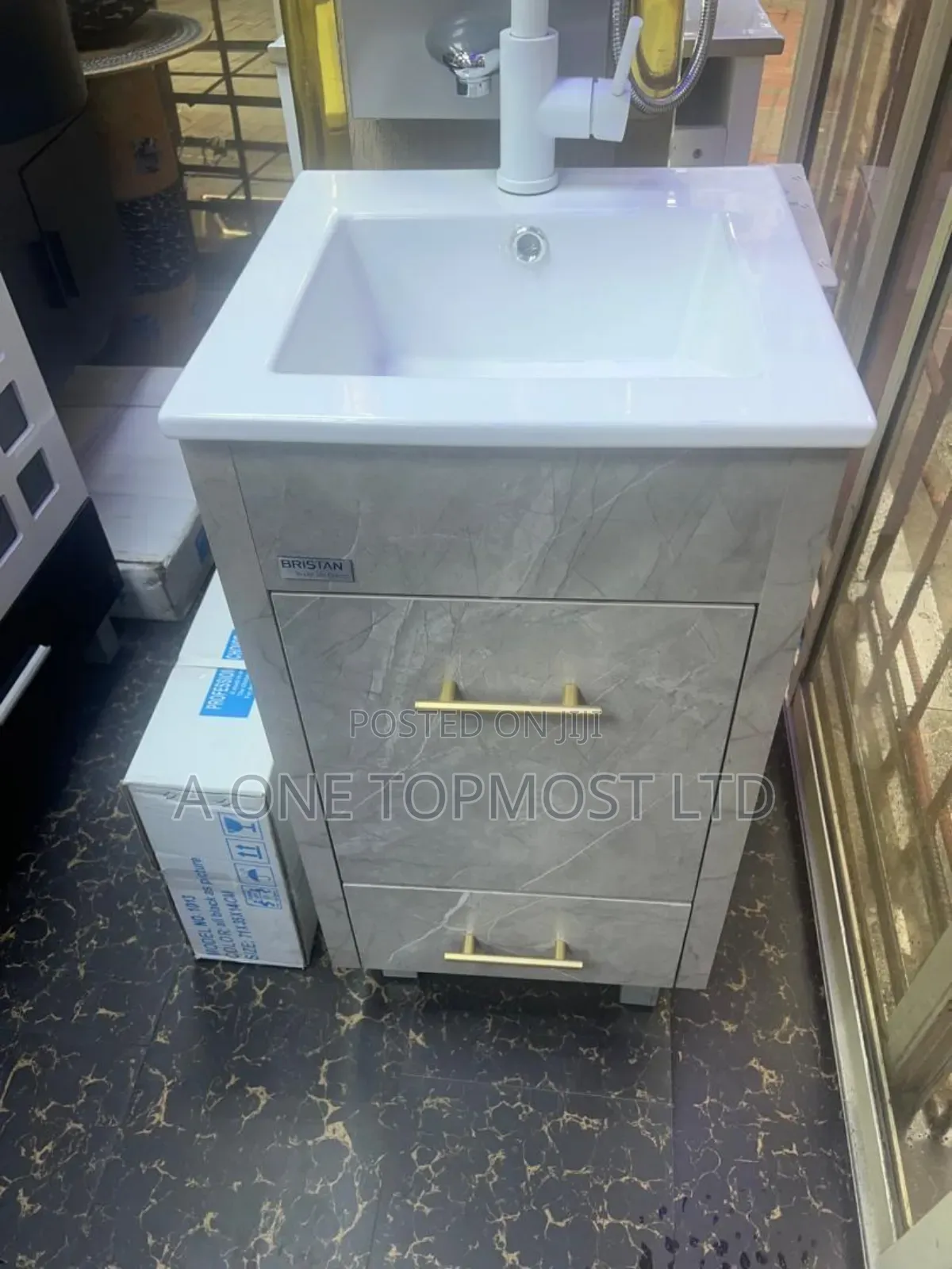 Cabinet (40cm)