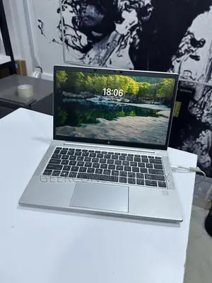 Laptop HP EliteBook 830 G8 16GB Intel Core I7 SSD 512GB