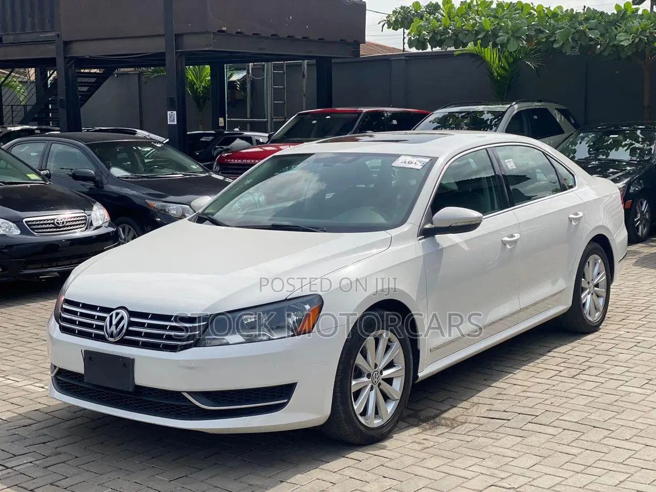 Volkswagen Passat 2012 White
