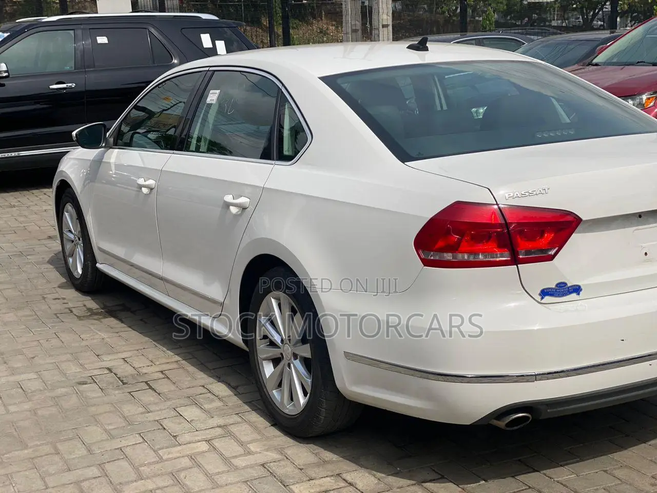 Volkswagen Passat 2012 White