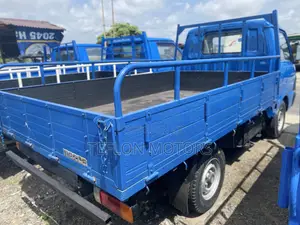 Ford E250 2010 Blue