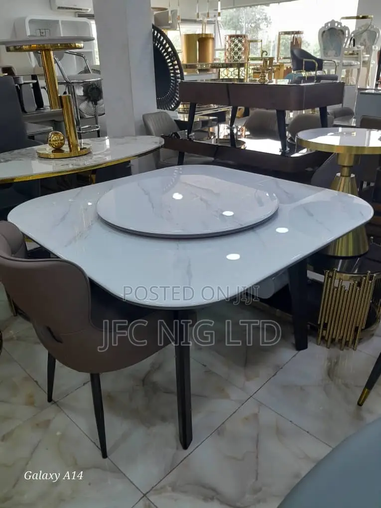 Extendable Glossy Marble Circle Dining Table Only