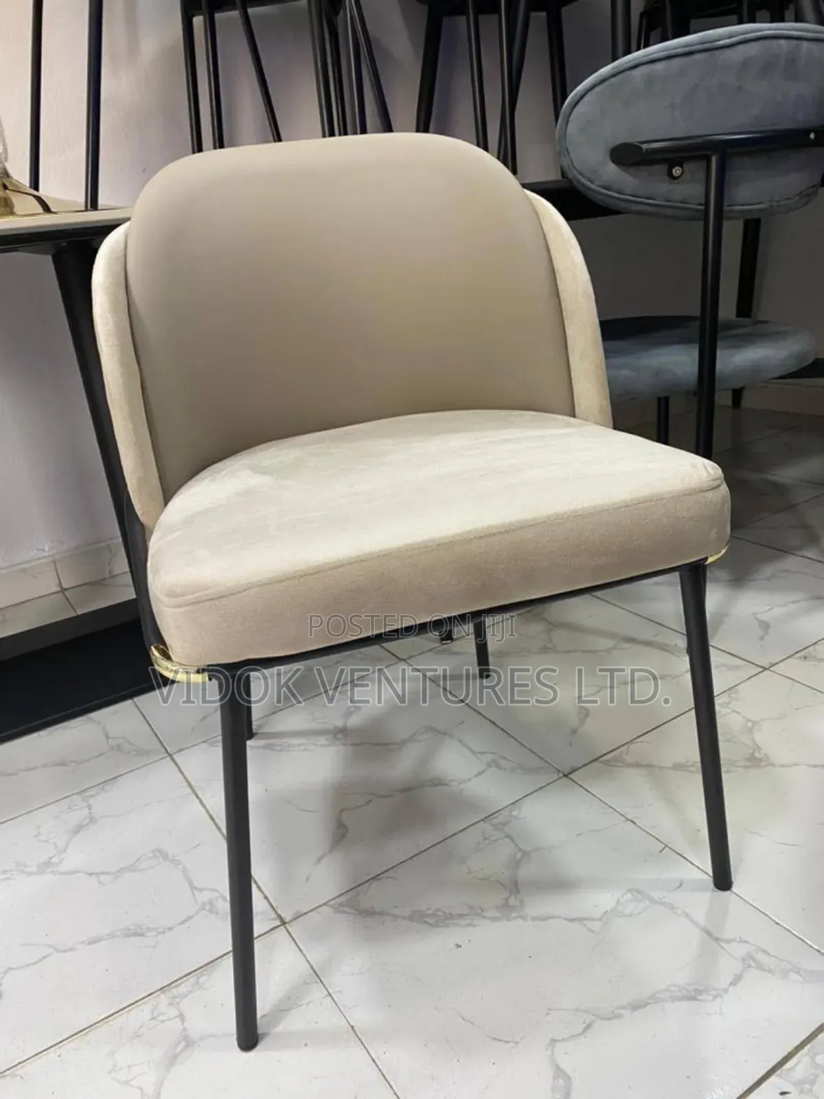 Adjustable Center Table 2 in 1