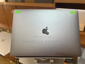 Laptop Apple MacBook Pro 2017 8GB Intel Core I5 SSD 256GB