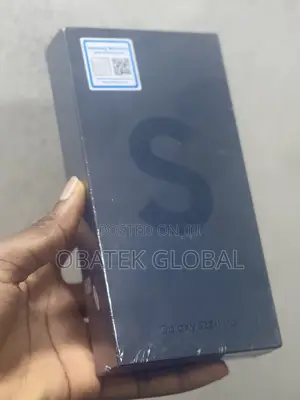 New Samsung Galaxy S22 Ultra 256 GB Green