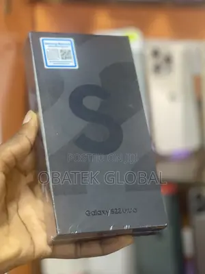 New Samsung Galaxy S22 Ultra 256 GB Green