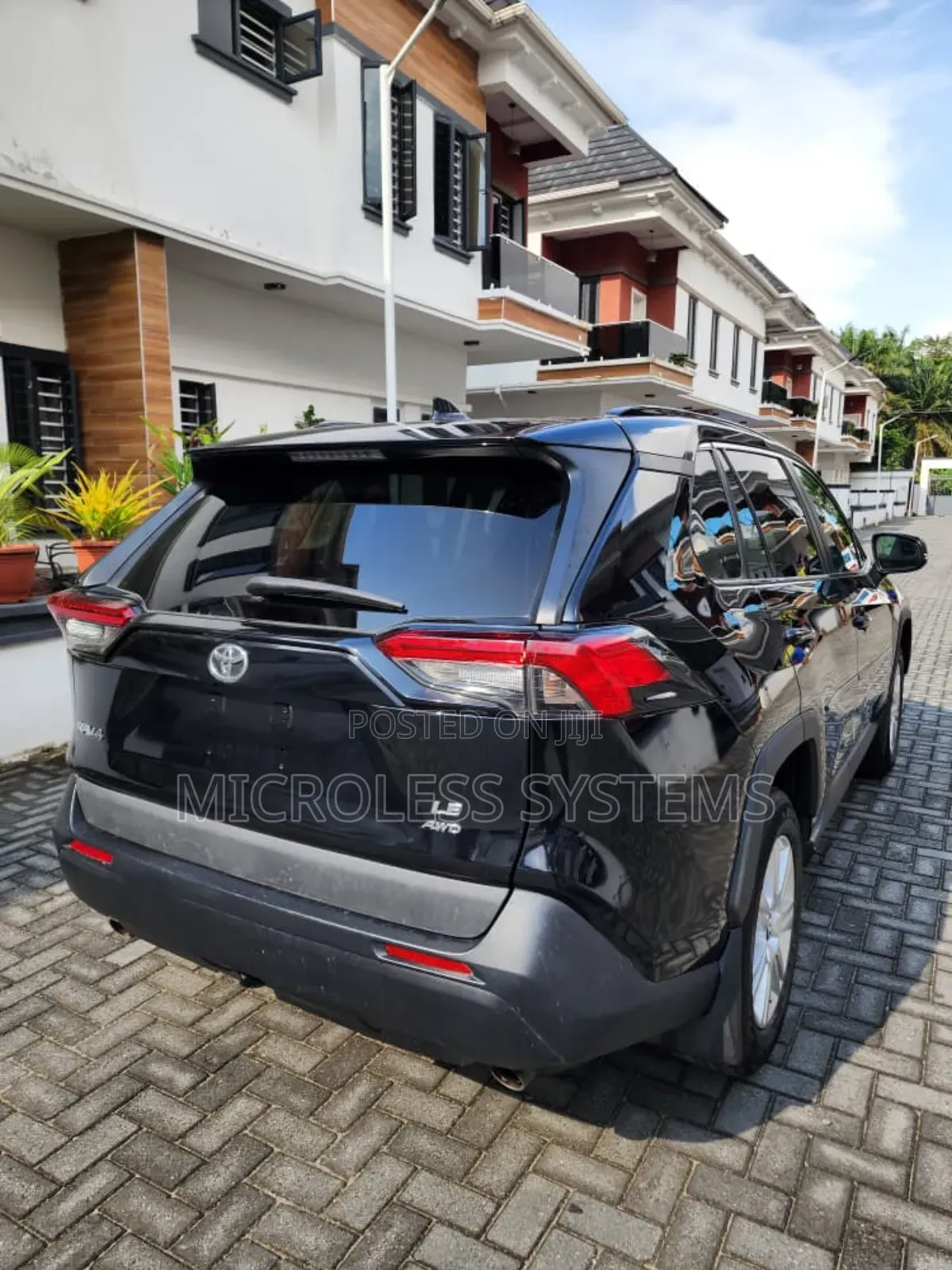 Toyota RAV4 2021 Black
