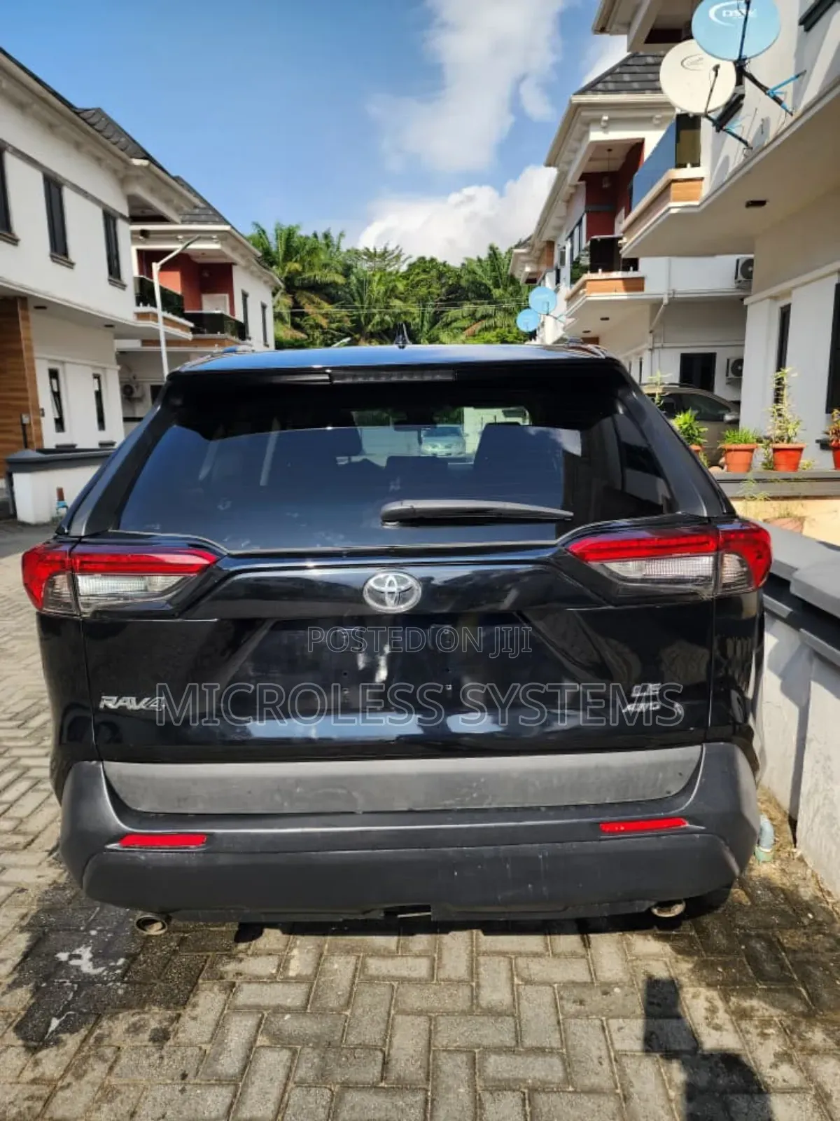 Toyota RAV4 2021 Black