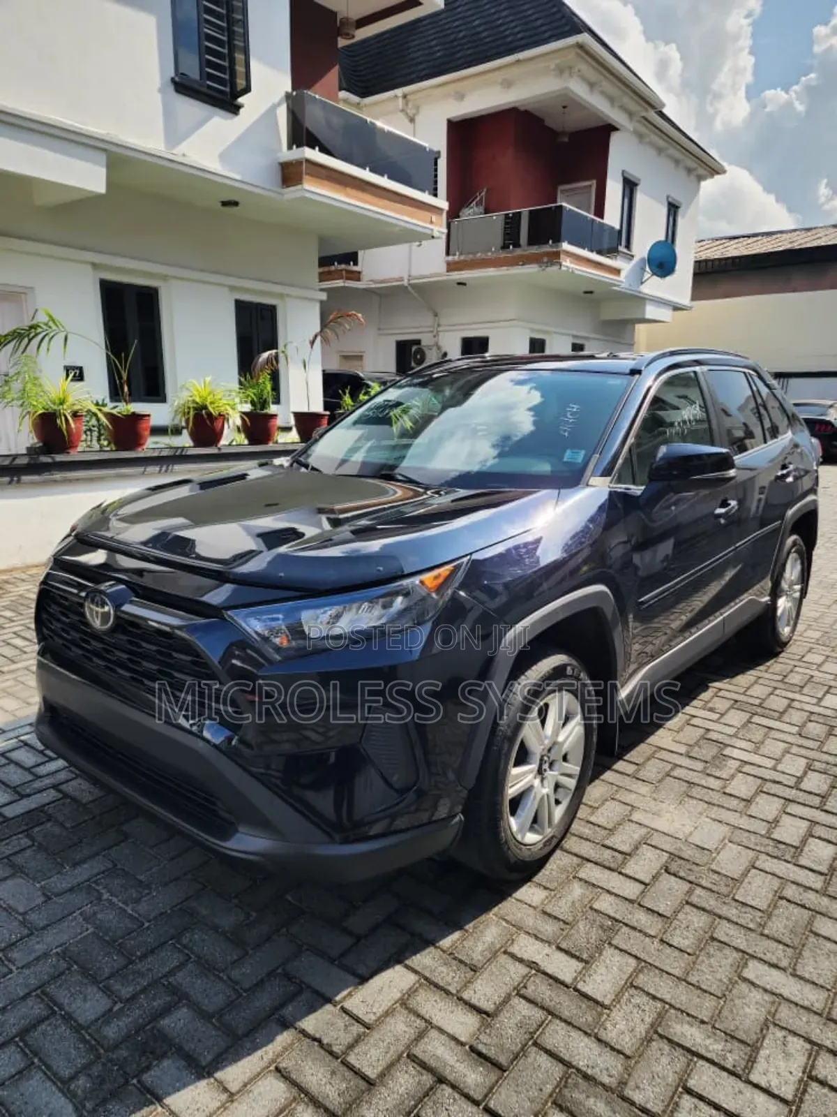Toyota RAV4 2021 Black