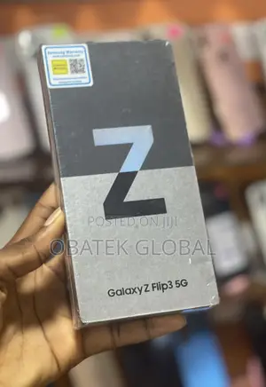 New Samsung Galaxy Z Flip3 5G 128 GB White