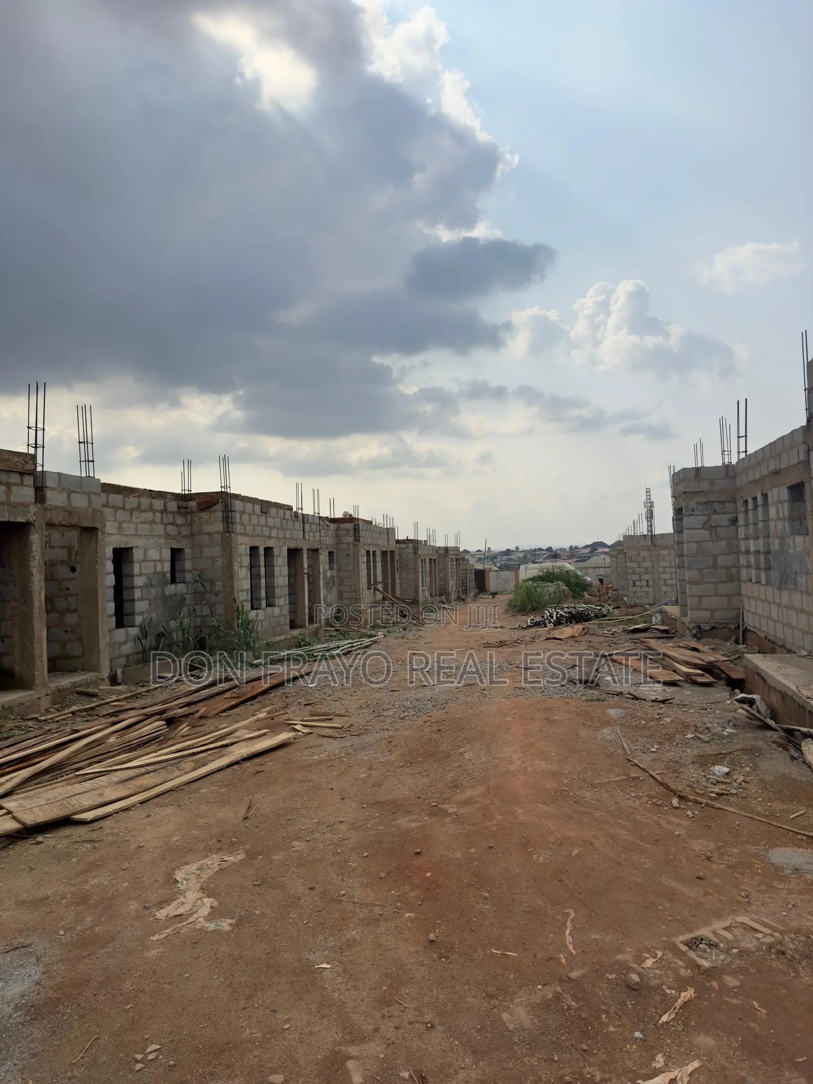 3 Beds Terrace Duplex at Omolayo Estate Akobo