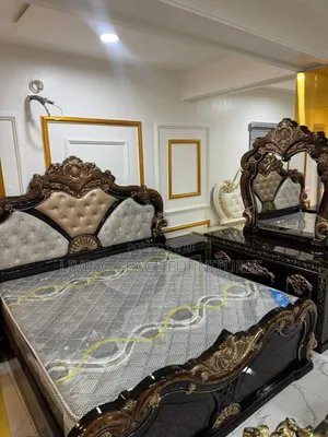 High Standard Royal Complete Bed Set 6by7 Size
