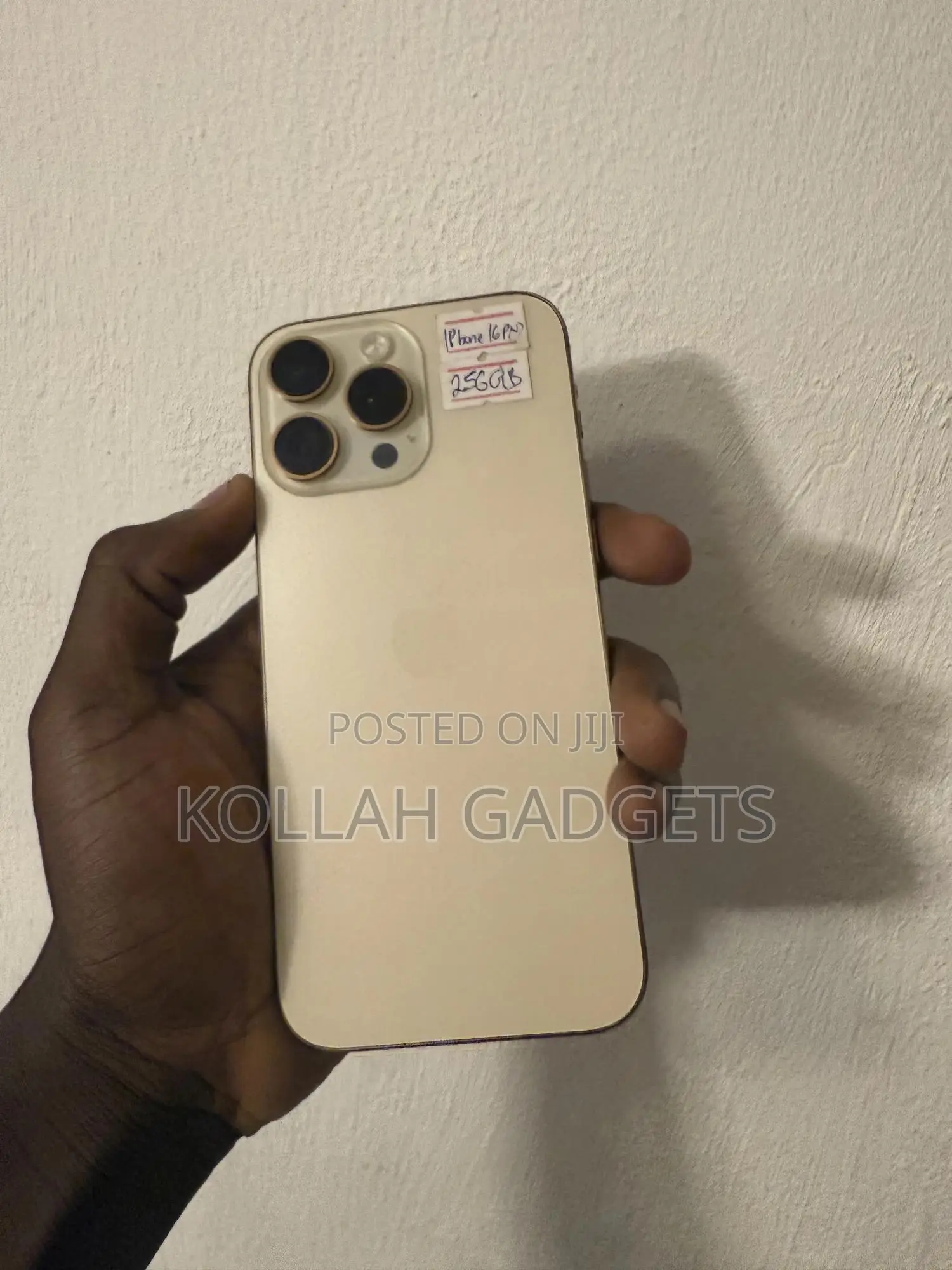 Apple iPhone 16 Pro Max 256 GB Gold