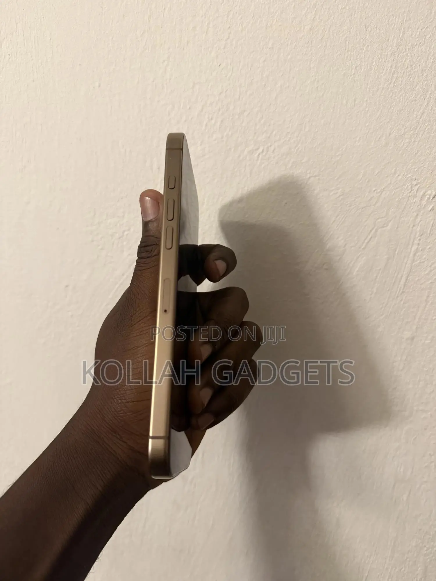 Apple iPhone 16 Pro Max 256 GB Gold