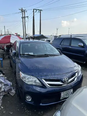 Toyota Corolla 2012 Blue