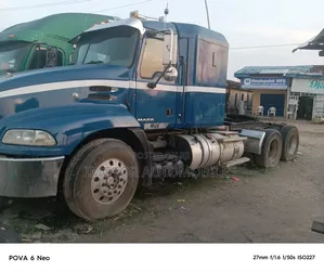 Sharp Double Cabin Mack Head.
