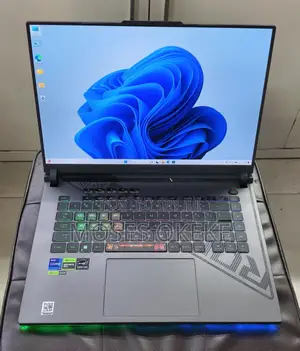 Laptop Asus ROG Strix G16 G614 16GB Intel Core I7 SSD 1T