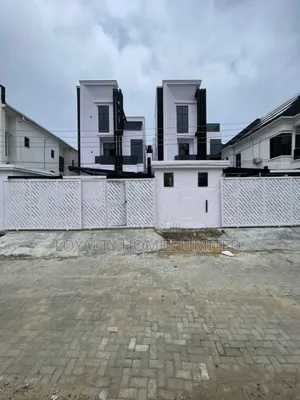 Furnished 5bdrm Duplex in Lekki for sale