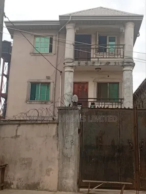3bdrm Block of Flats in Liberty Estate, Satellite Town for sale