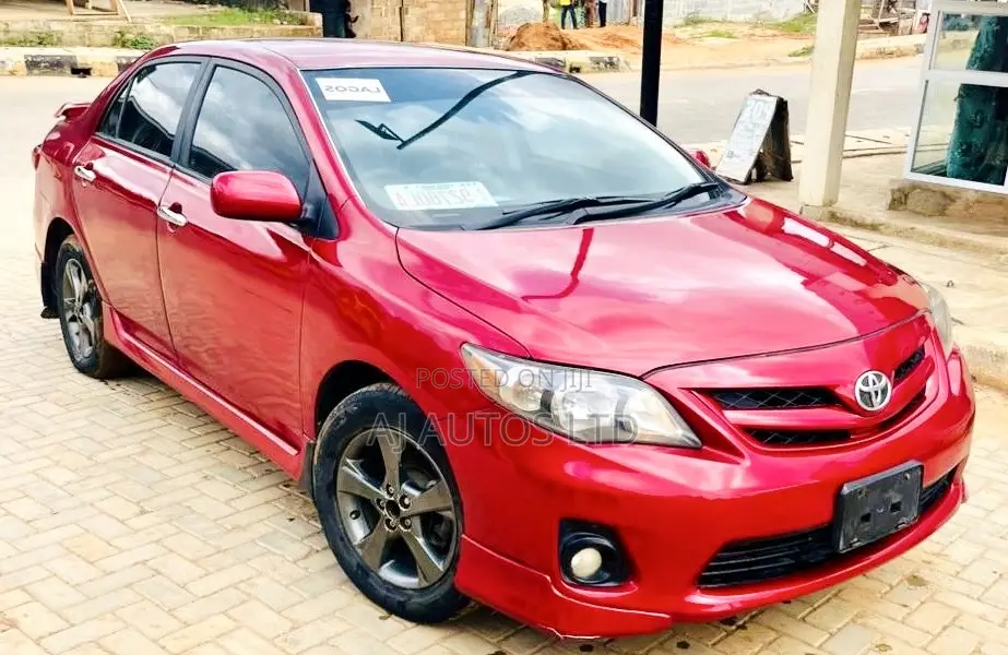 Toyota Corolla 2012 Red