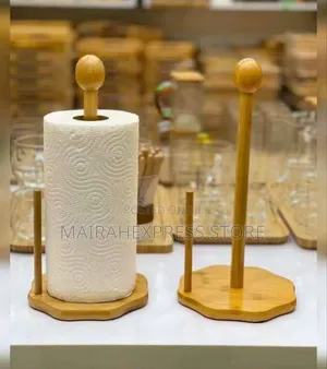 Wooden Tissue Holder (2st7)