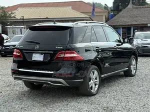 Mercedes-Benz M Class 2013 Black