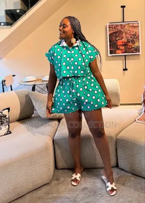 Massive Crop Shirt and Short Niker
