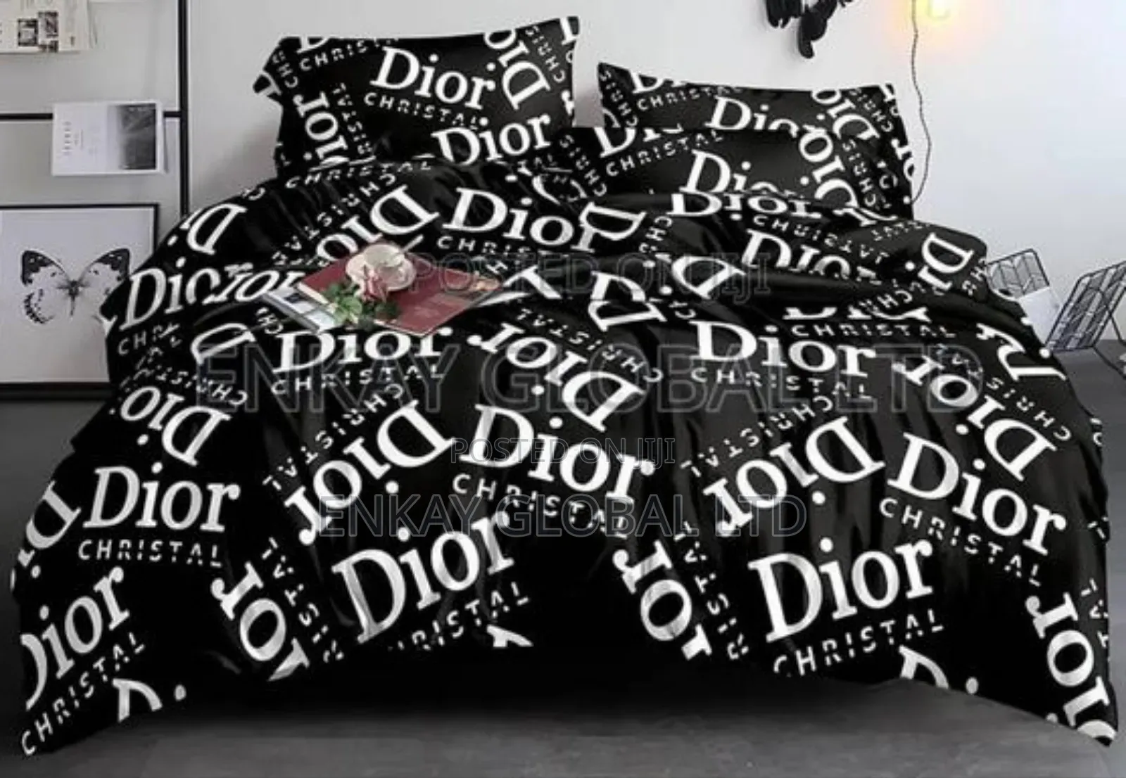 7 By 7 Duvet With Bed Sheet And 4 Pillo Case