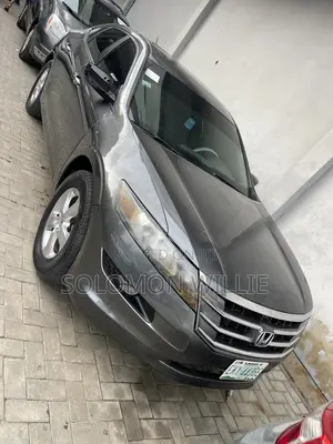 Honda Crosstour 3.5 AWD 2010 Gray