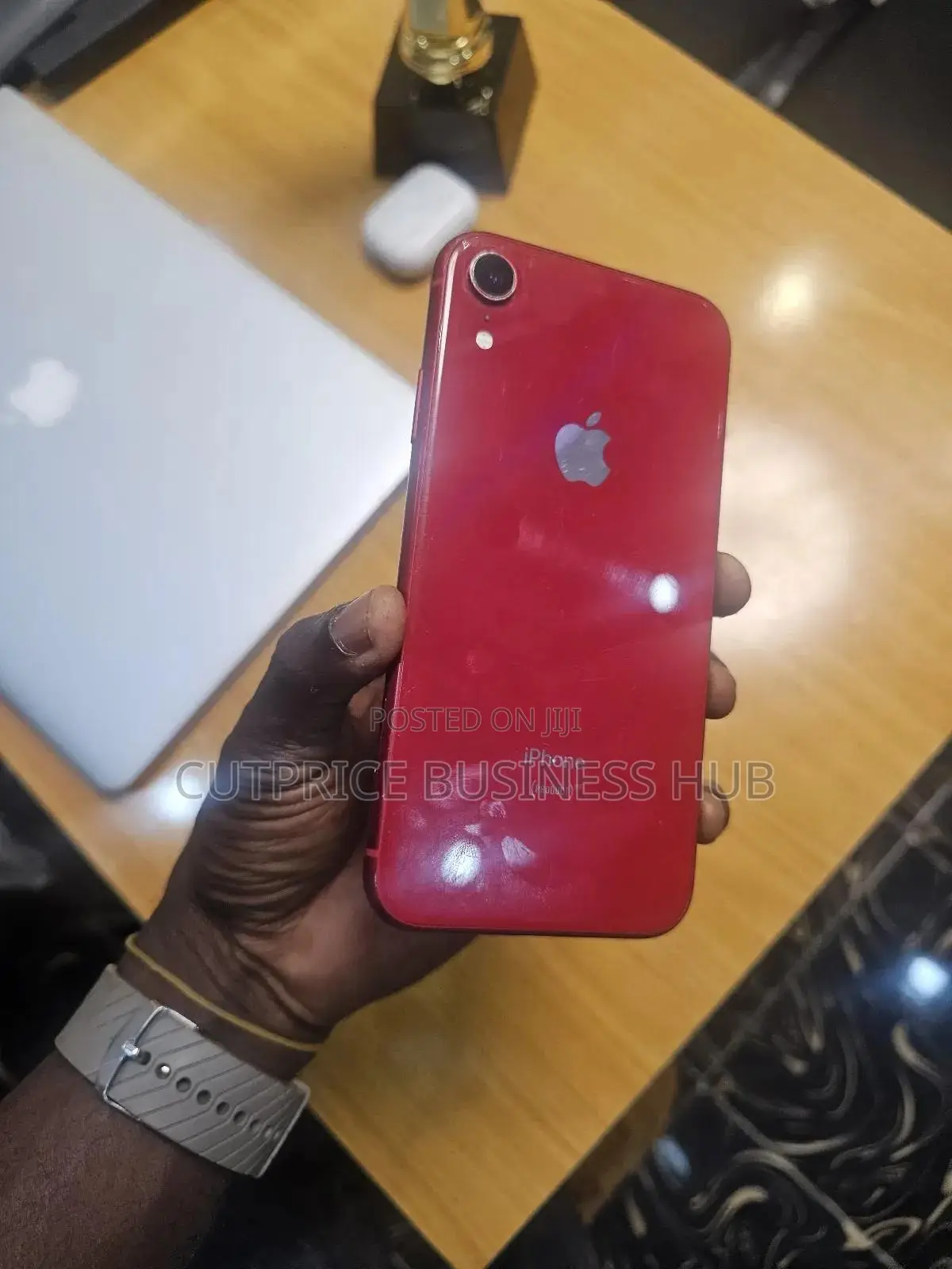 Apple iPhone XR 64 GB Red