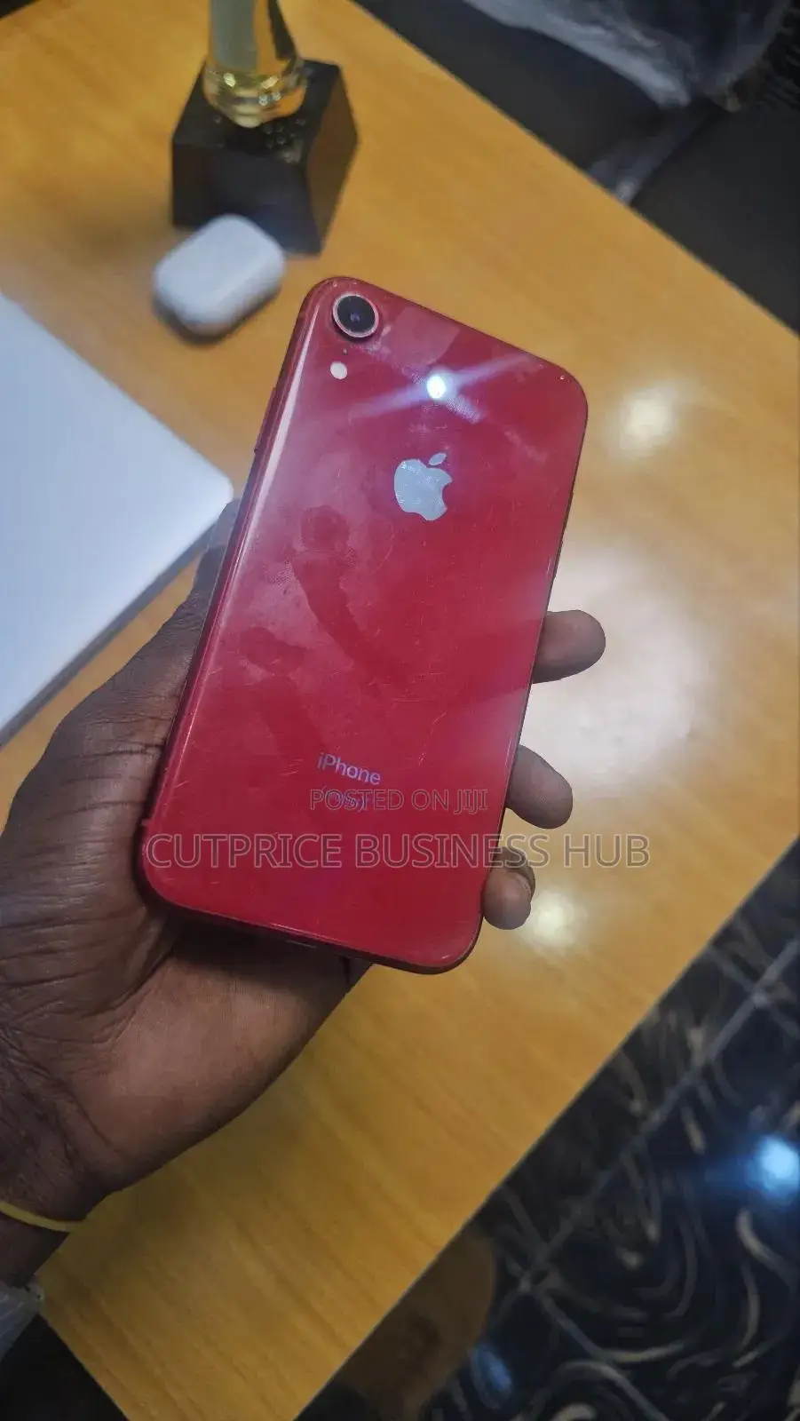 Apple iPhone XR 64 GB Red