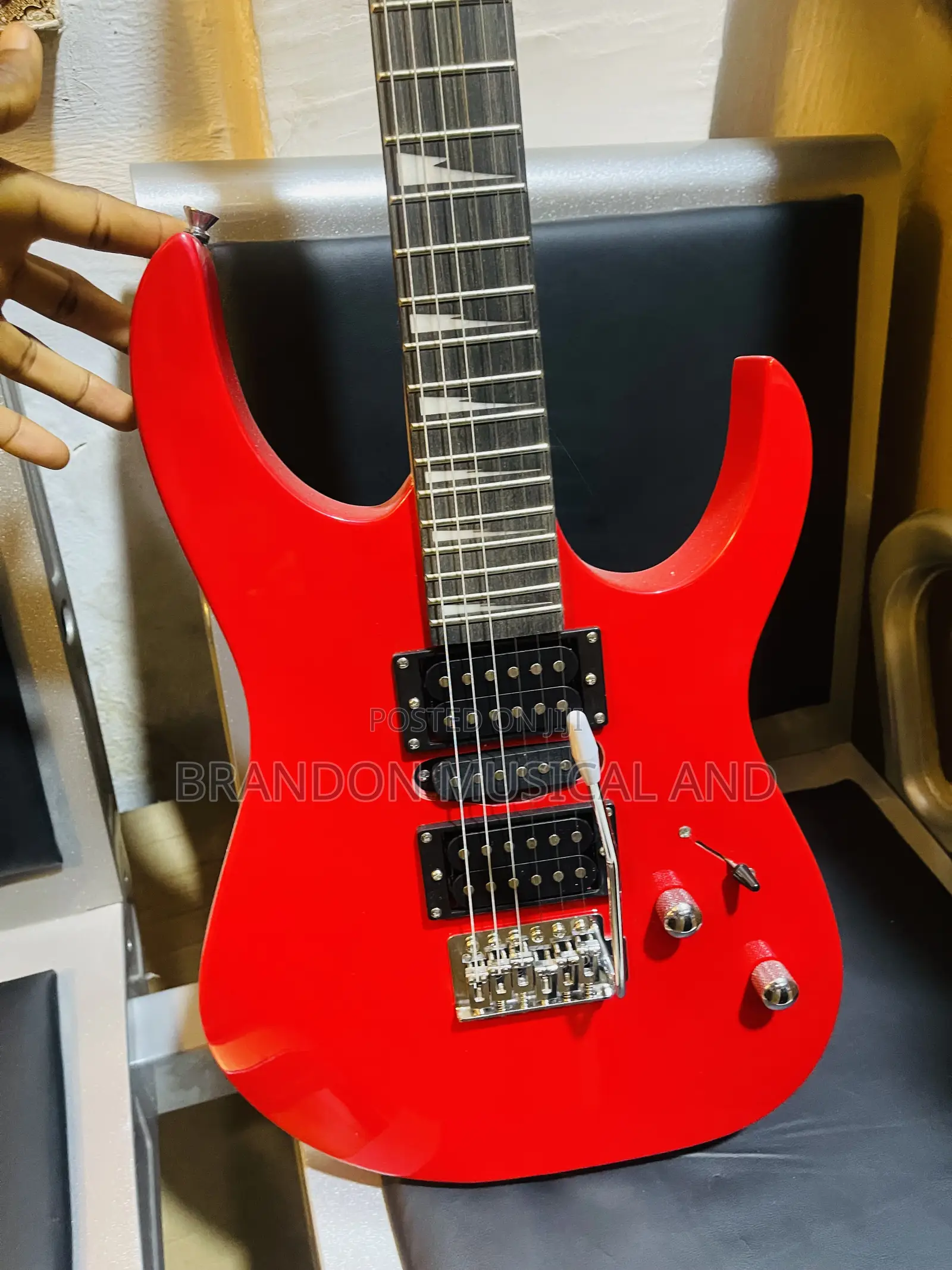 Professional Lead Guitar With Gear