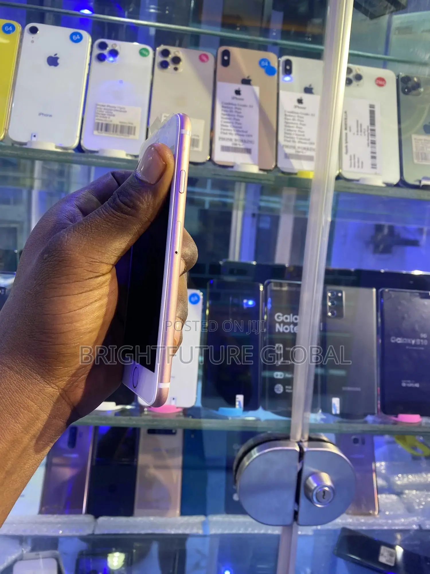 Apple iPhone 6s 64 GB Gold