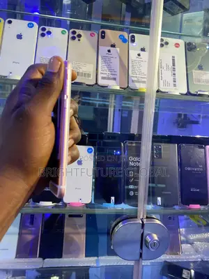 Apple iPhone 6s 64 GB Gold