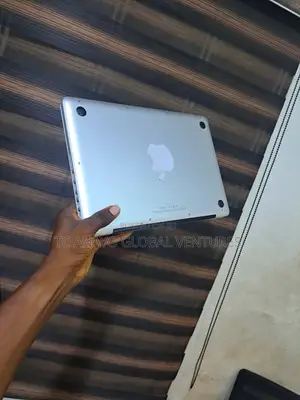 Laptop Apple MacBook Pro 2011 8GB Intel Core i5 HDD 500GB