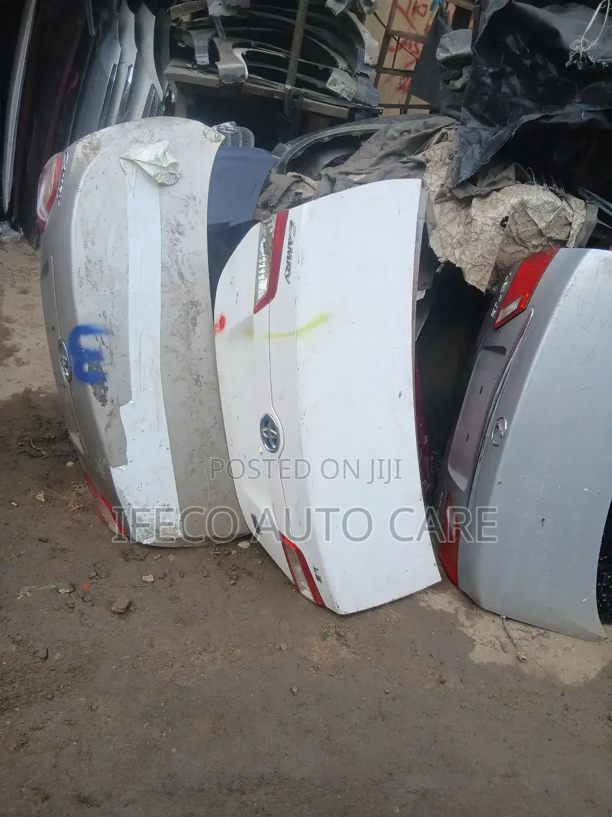 Complete Boot Camry 2012