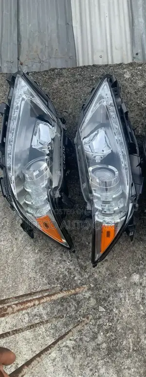 Headlamp Es 350 2014-2015