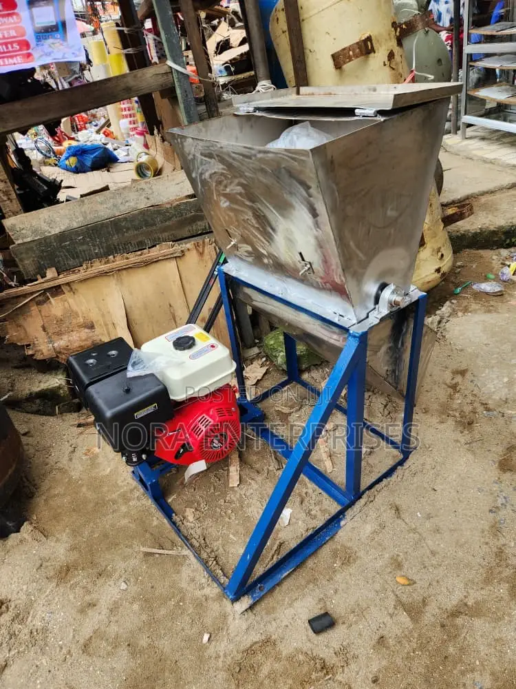 Cassava Grinding Machine Comes With 13hp Petrol Engine