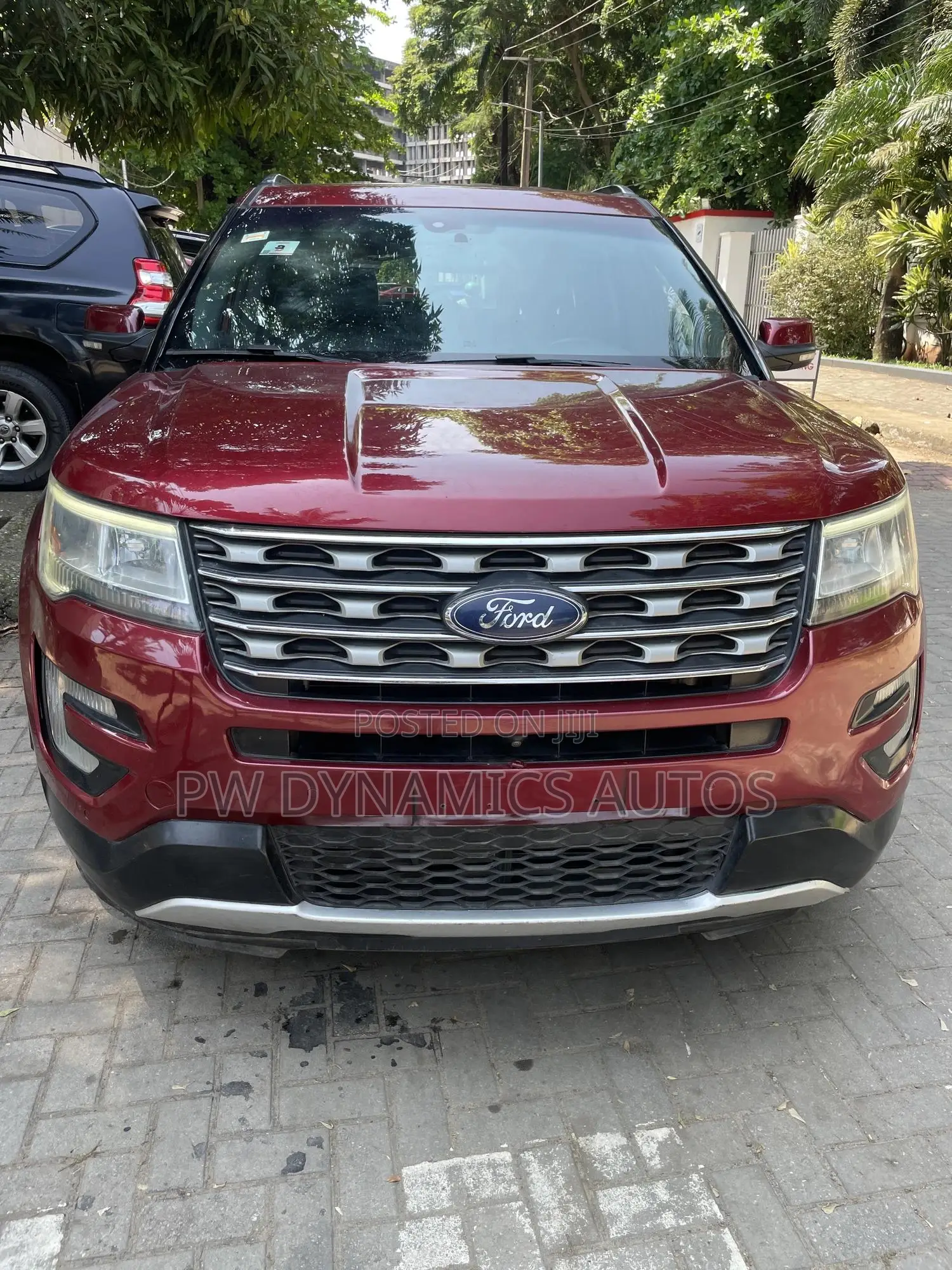 2017 Ford Explorer - Image 1