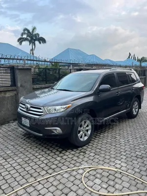 Toyota Highlander for Hire