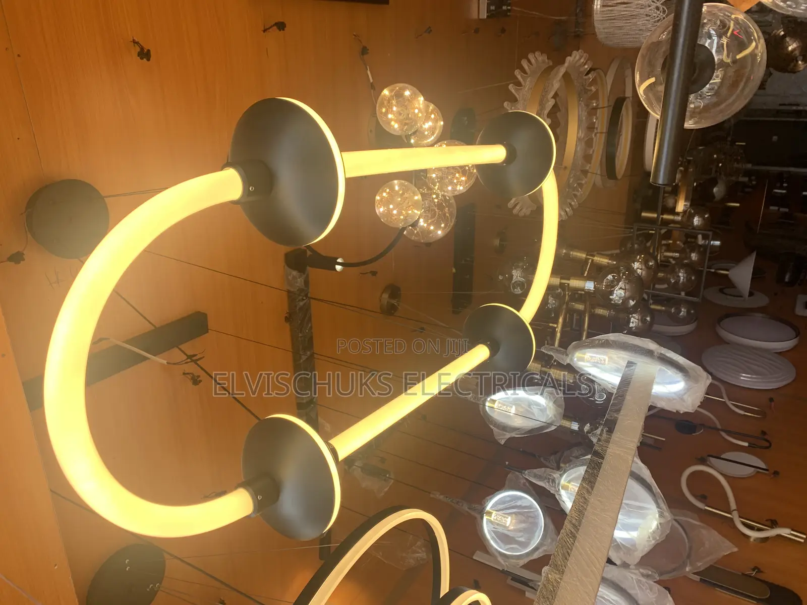 Elegant Luxury Chandelier – Classy Affordable