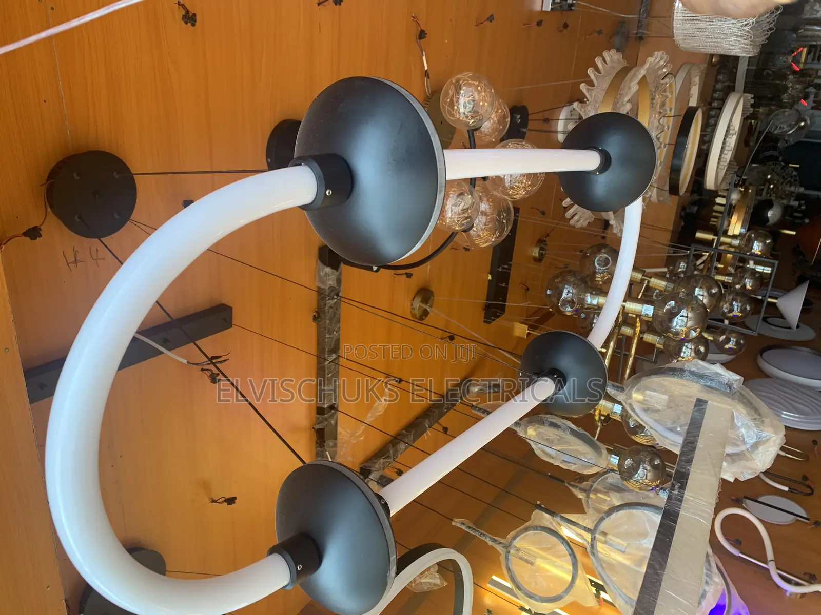 Elegant Luxury Chandelier – Classy Affordable