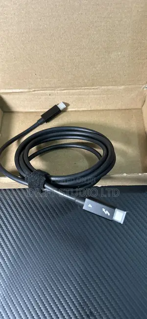 Thunderbolt Cable 2m