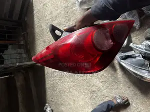 Set Taillights Versa