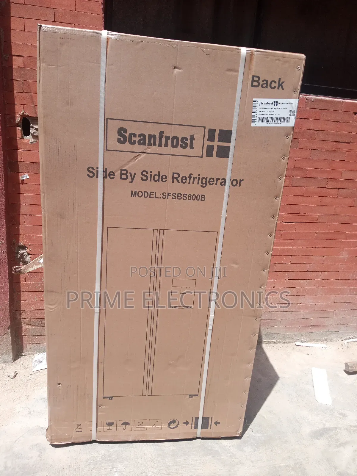 Scanfrost Side By Side Fridge