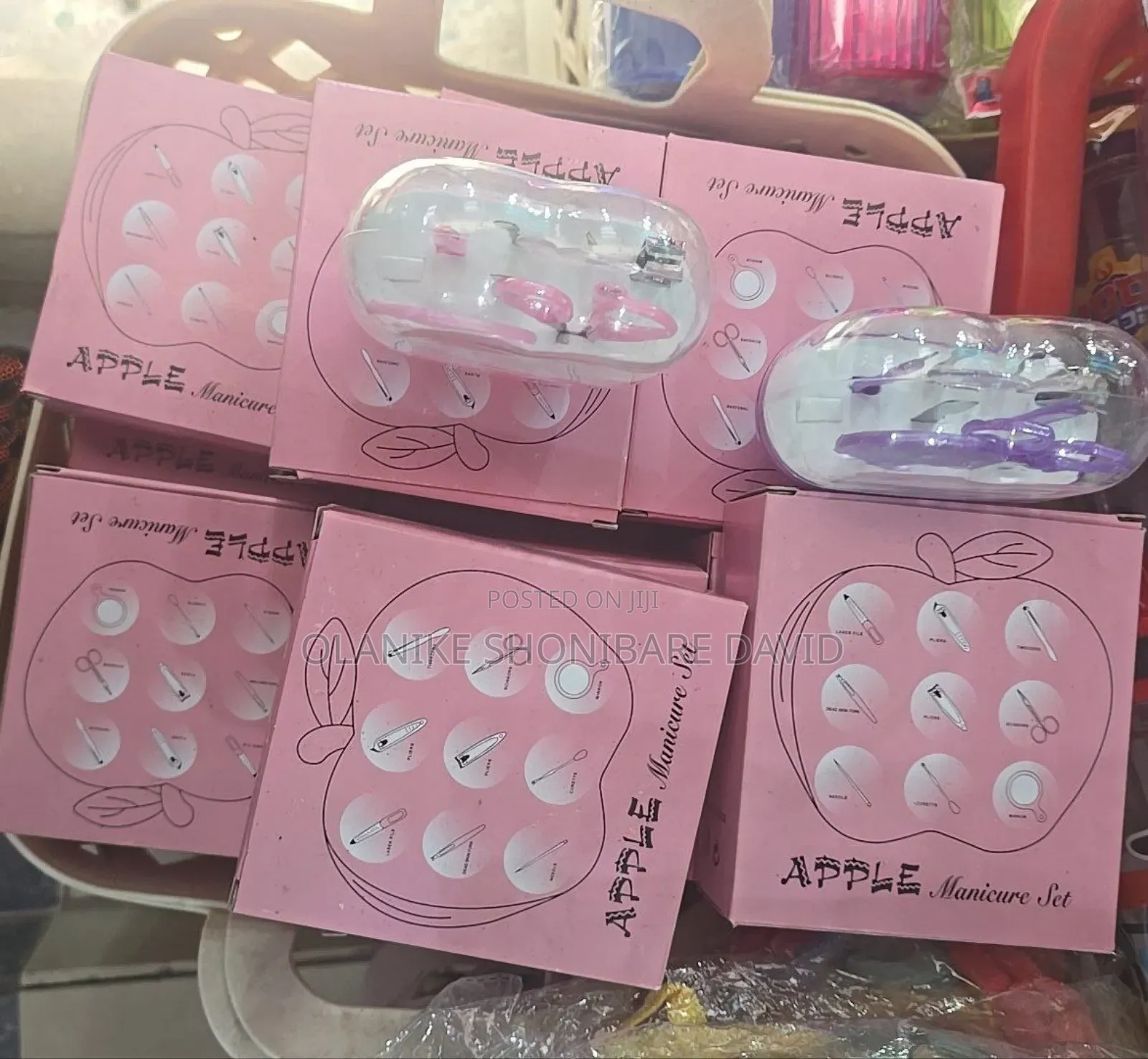 Apple Shape. Nail Cutter