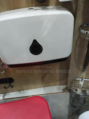 Tissue Case Holder