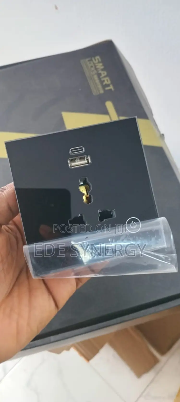 Smart Sockets With Usb