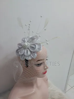 White Rise Facinator