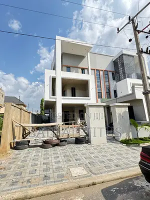7bdrm Duplex in Jahi for sale